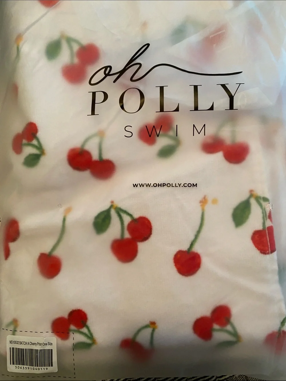 NEW Oh Polly x Sports Illustrated Swimsuit Toalla Cherry Print Logo Beach Towel